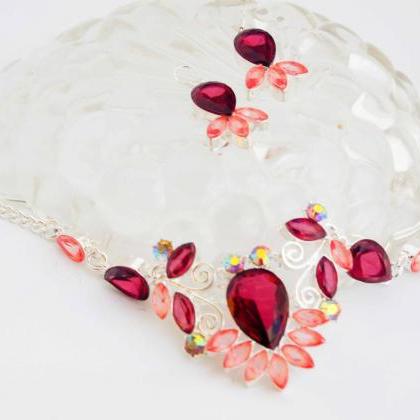 Milanblocks Emi-precious Stone Gemstone Necklace..