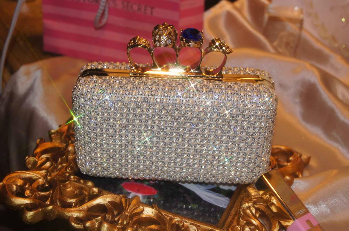 Swarski Skull Ring Pearl Crystal Bead Spark Evening Wedding Bridal Clutch/purse/handbag